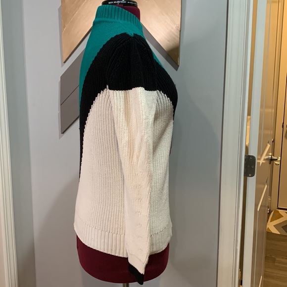 Vici MATTERHORN KNIT SWEATER size small - Picture 7 of 8